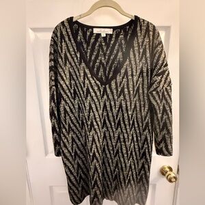 V-Neck Black & Gold Zigzag Sweater Dress